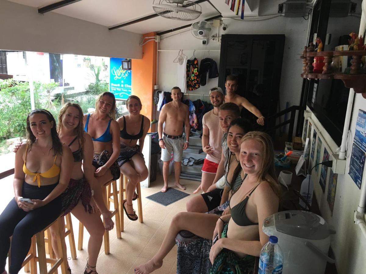 Voyagers Hostel Phi Phi Don Esterno foto