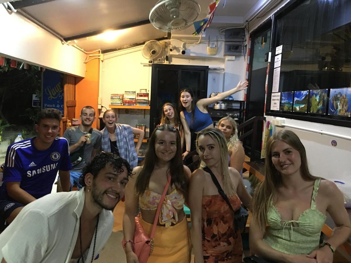 Voyagers Hostel Phi Phi Don Esterno foto